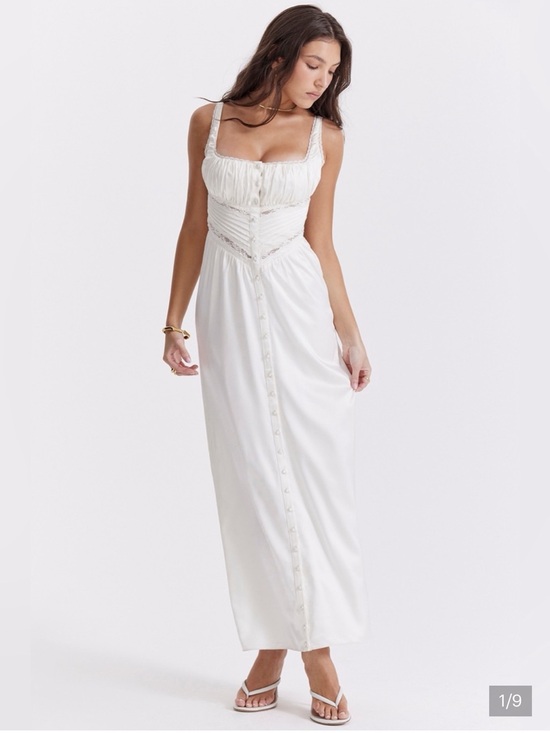 House of CB Dresses & Skirts - NEW HOUSE OF CB 'Illiana' Ivory Real Silk Maxi Dress Size S